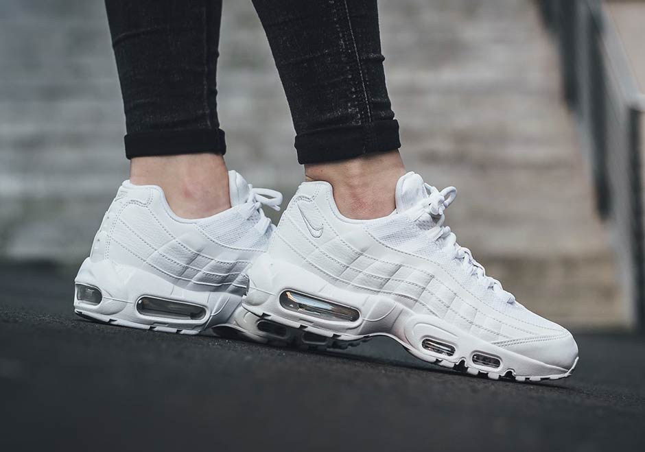 nike-air-max-95-triple-white-spring-2017-03