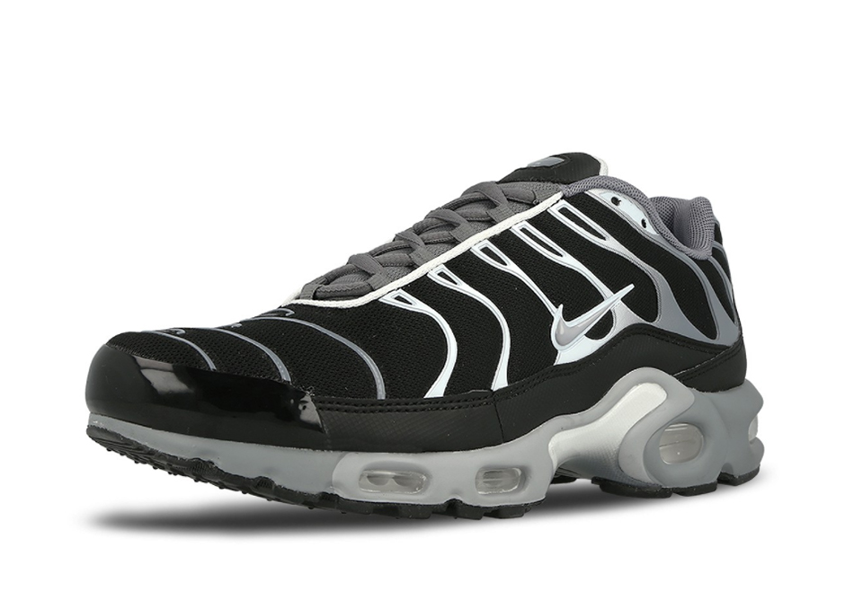 Nike Air Max Plus Black Silver 852630 010 03