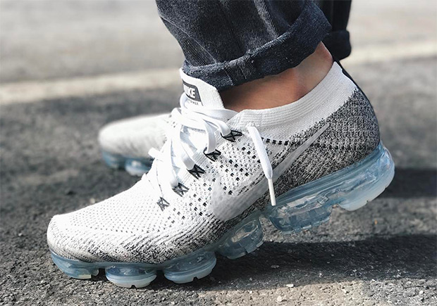 Nike VaporMax Appears In “Oreo” Flyknit Colors