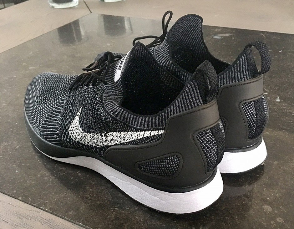 Nike Flyknit Mariah Racer 1