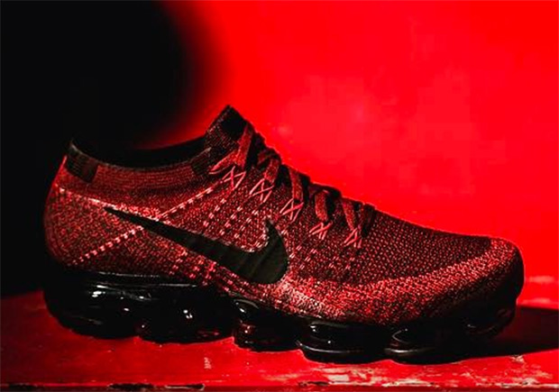 Preview The Nike Vapormax With Red Flyknit