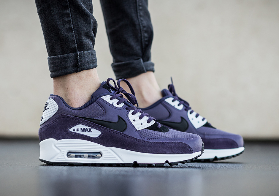 Nike Air Max 90 "Dark Raisin"