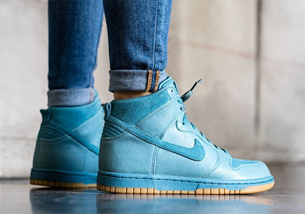 Nike Dunk High Premium “Smokey Blue”