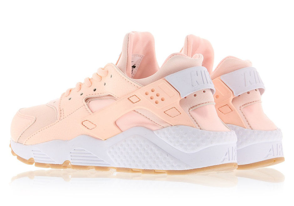 Nike Womens Air Huarache Sunset Tint 3