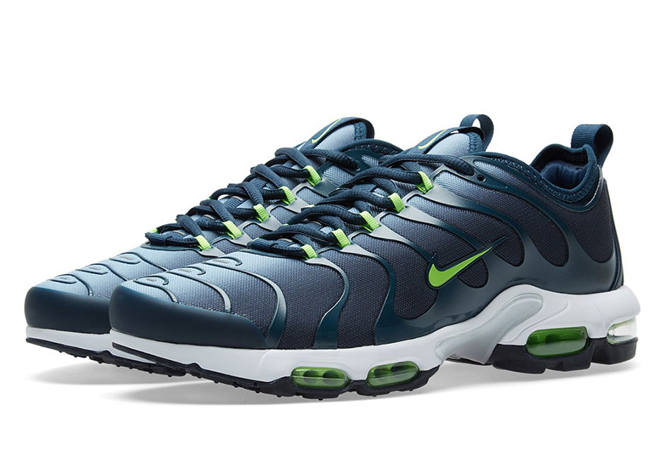 Nike Air Max Plus Ultra Binary Blue 0