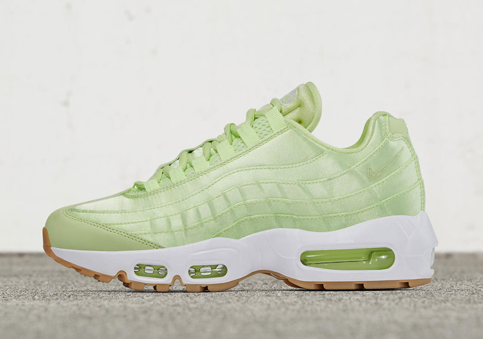 Air Max 95 Lime Satin 1