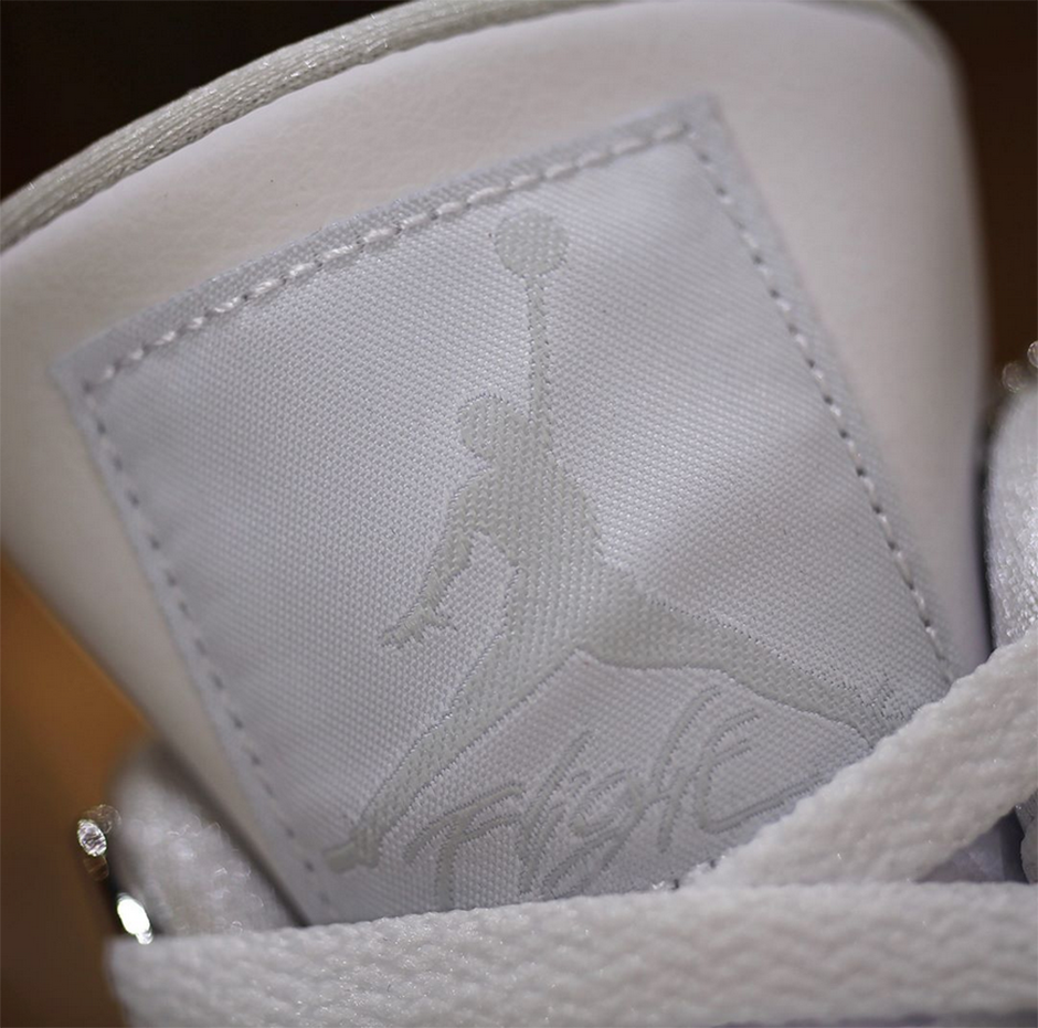 Air Jordan 4 Pure Money Detailed Look 4