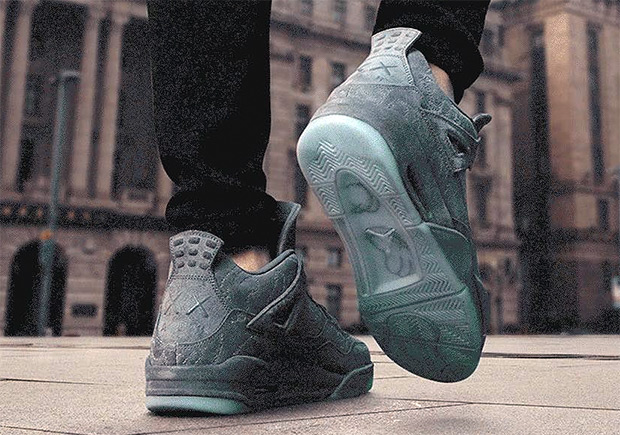 KAWS x Air Jordan 4 Releasing Next Week Through KAWS Email List