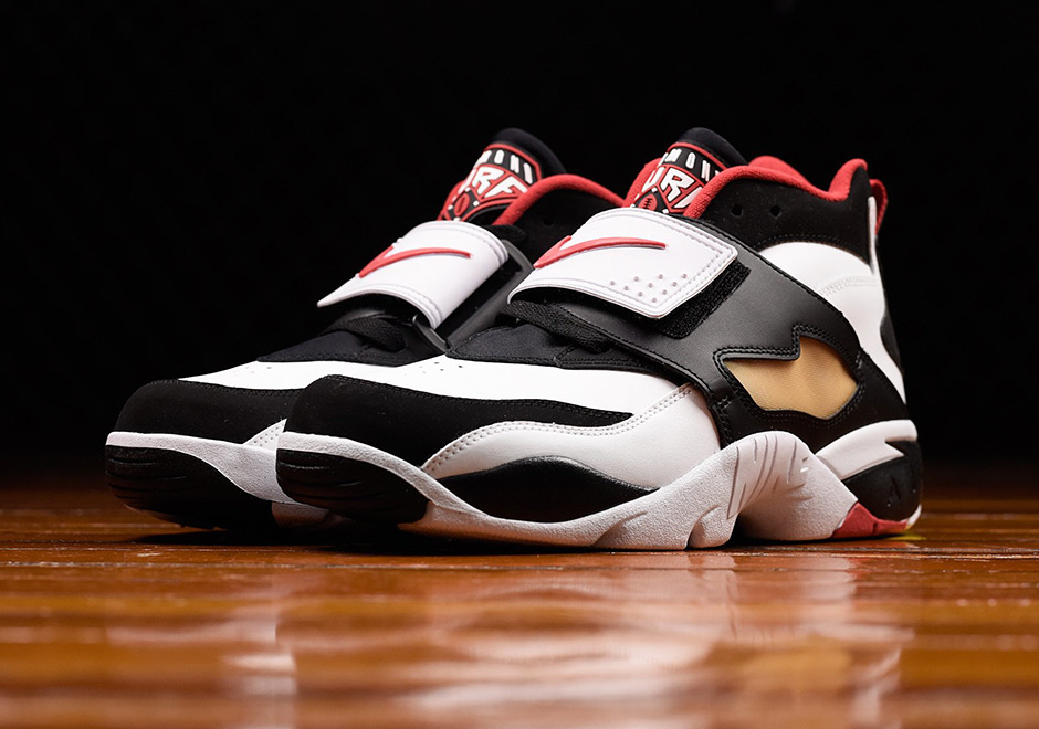 Nike Air Diamond Turf Og Black White Red 2017 Retro 2