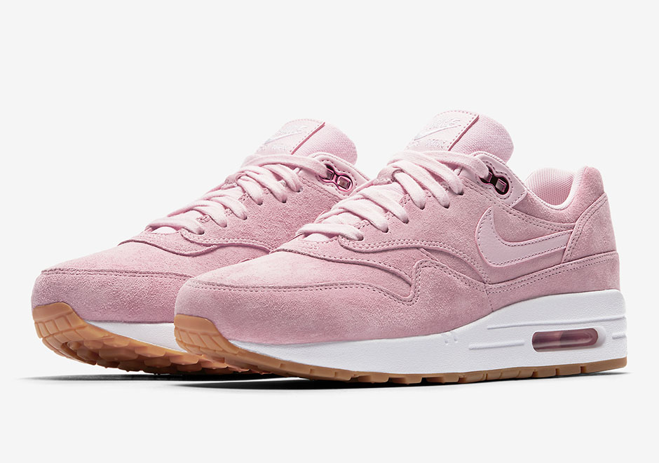 Nike Air Max 1 Gets A Pink Suede Upgrade