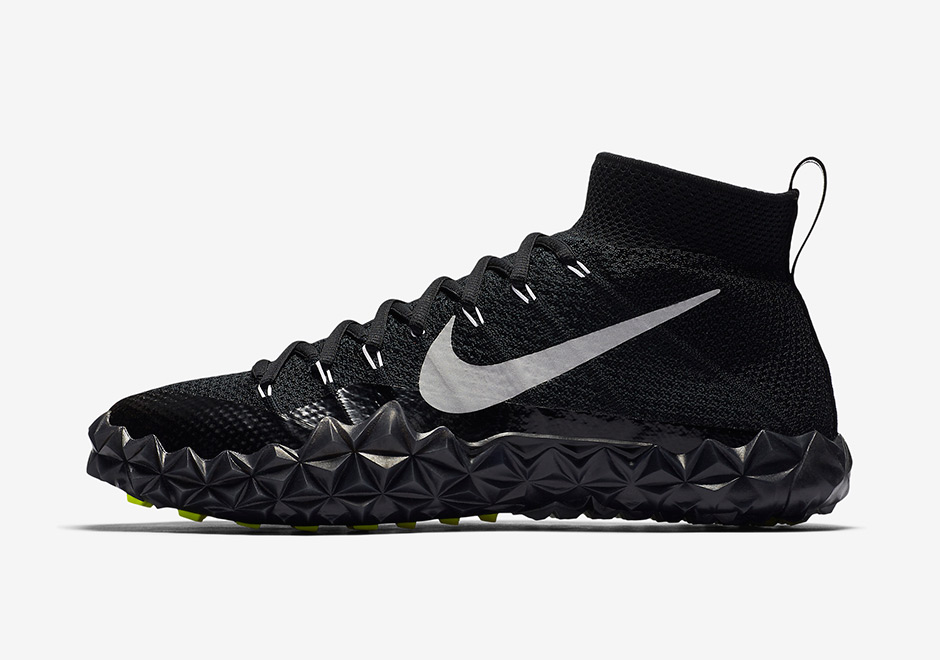 Nike Alpha Sensory Turf Black