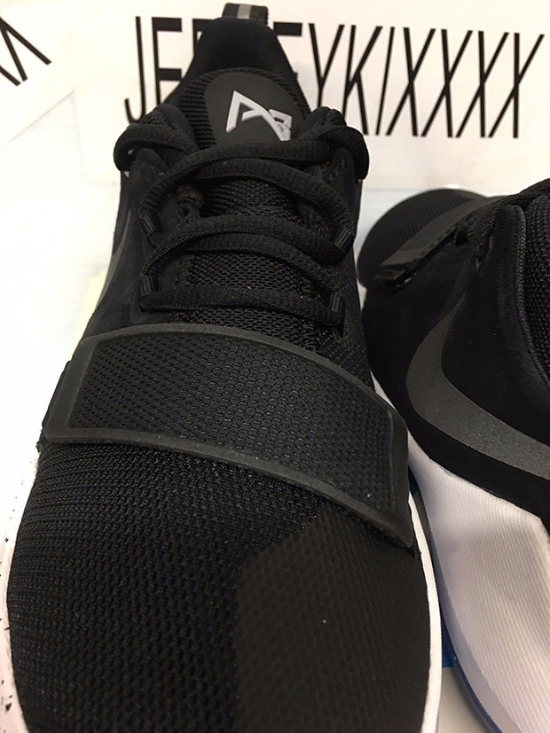 Nike Pg1 Black White Mitn Atmos 4