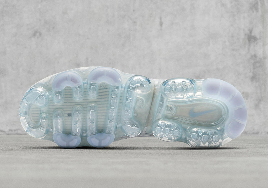 Nike Vapormax White Light Blue Wmns 899472 002 02