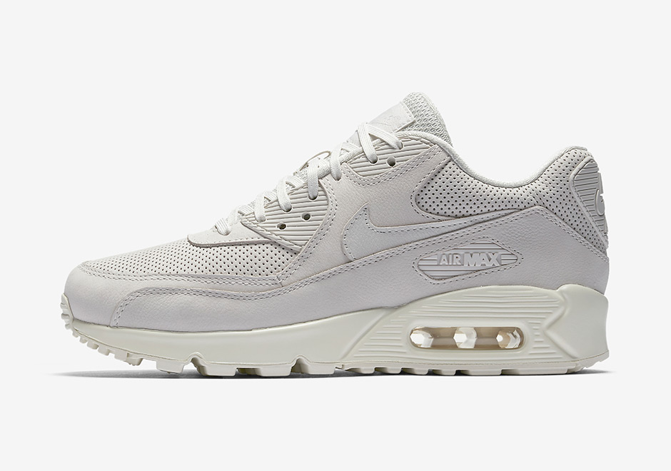 Nike Wmns Air Max 90 Pinnacle Light Bone 2