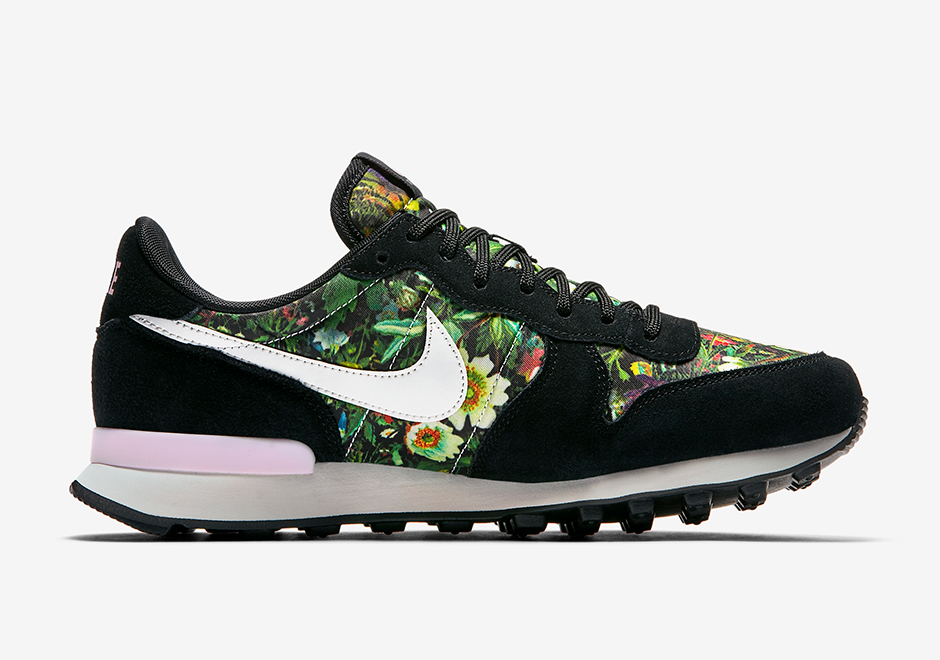 nike-wmns-internationalist-spring-garden-03