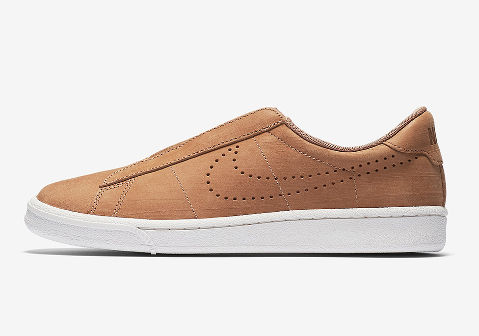 Nike Wmns Tennis Classic Ez Brown 3