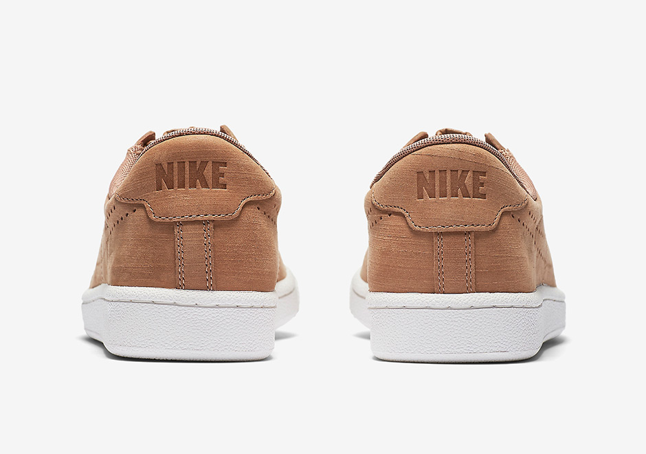 Nike Wmns Tennis Classic Ez Brown 4