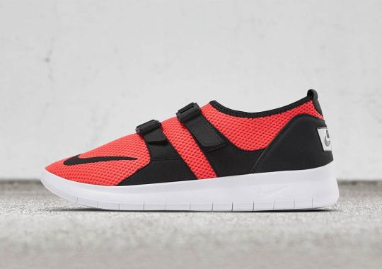NIKEiD To Add 90 Colors Options For The Sock Racer OG