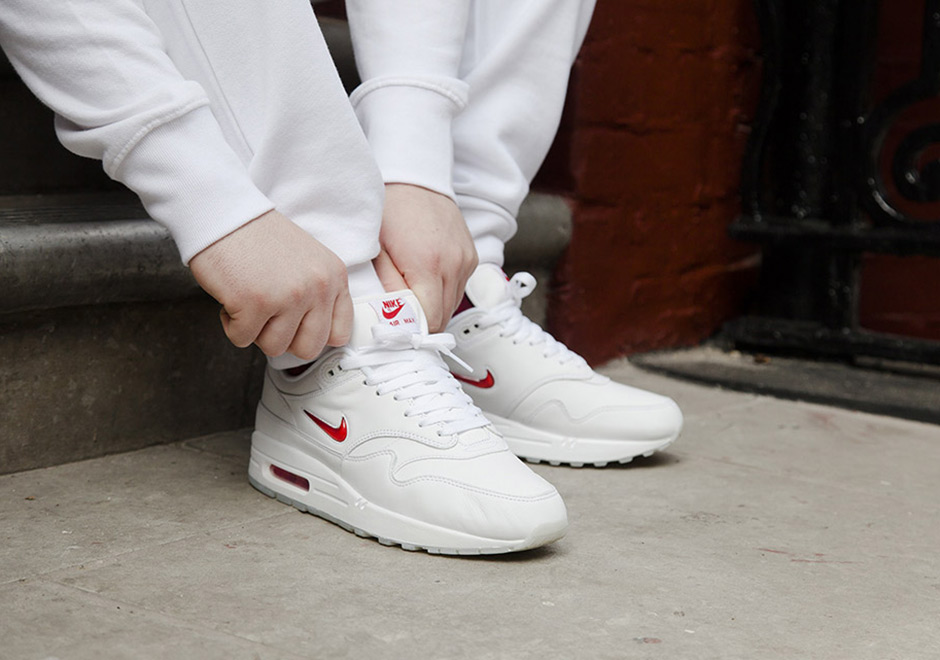 Nike Air Max 1 Jewel White Red 0