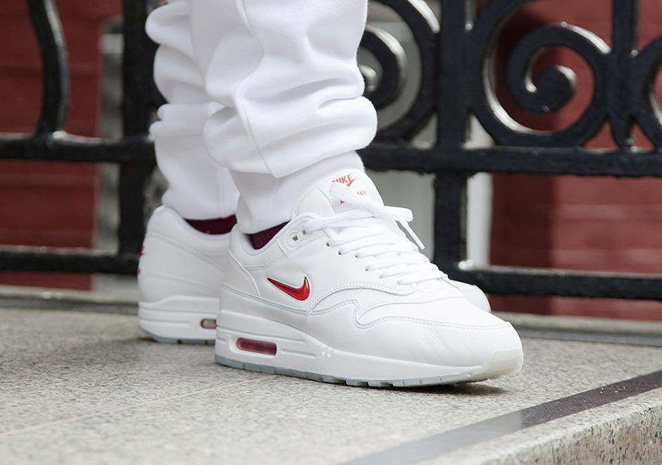 Nike Air Max 1 Jewel White Red 1