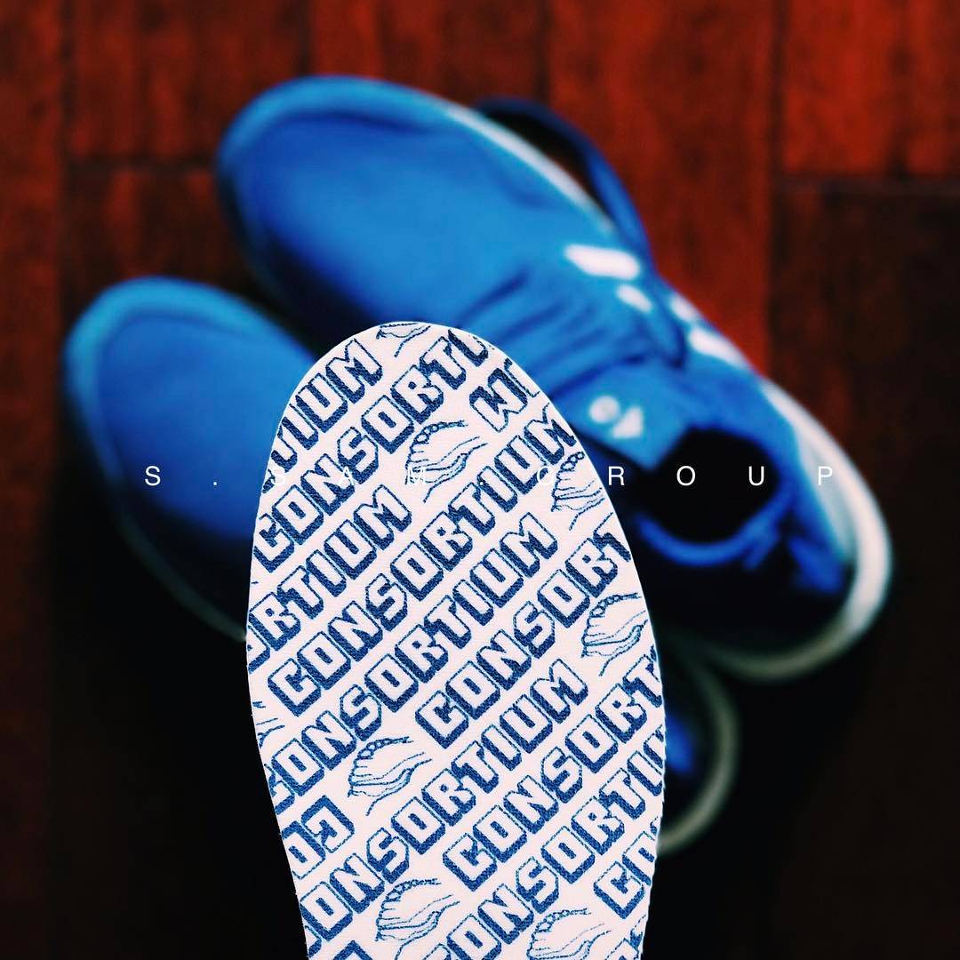 Adidas Consortium Ultra Boost Mid Run Thru Time 05