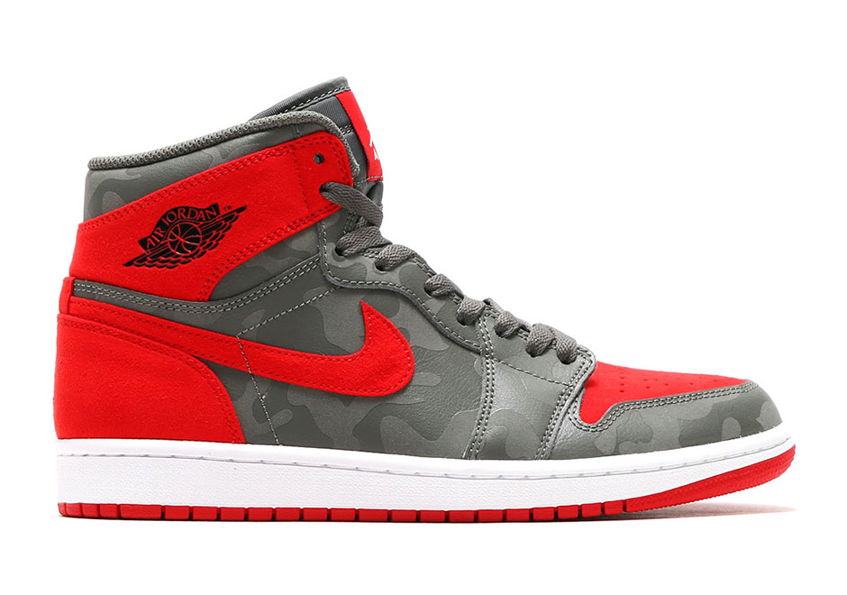 Air Jordan 1 High Camo River Rock University Red 1