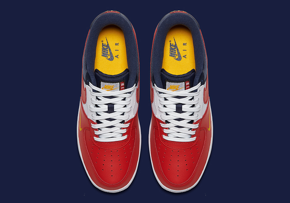 Nike Air Force 1 Low Patriotic Mini Swoosh 04