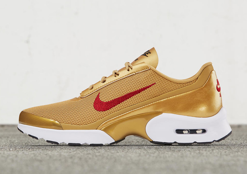 The Womens-Only Nike Air Max Jewell Releasing In "Metallic Gold"