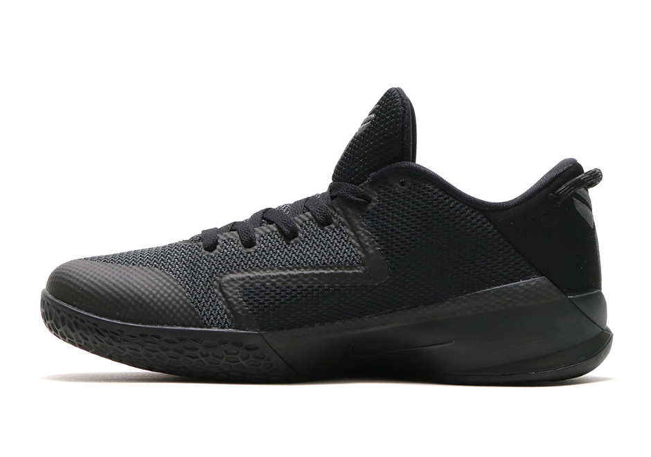 Nike Zoom Kobe Venomenon 6 Triple Black 04