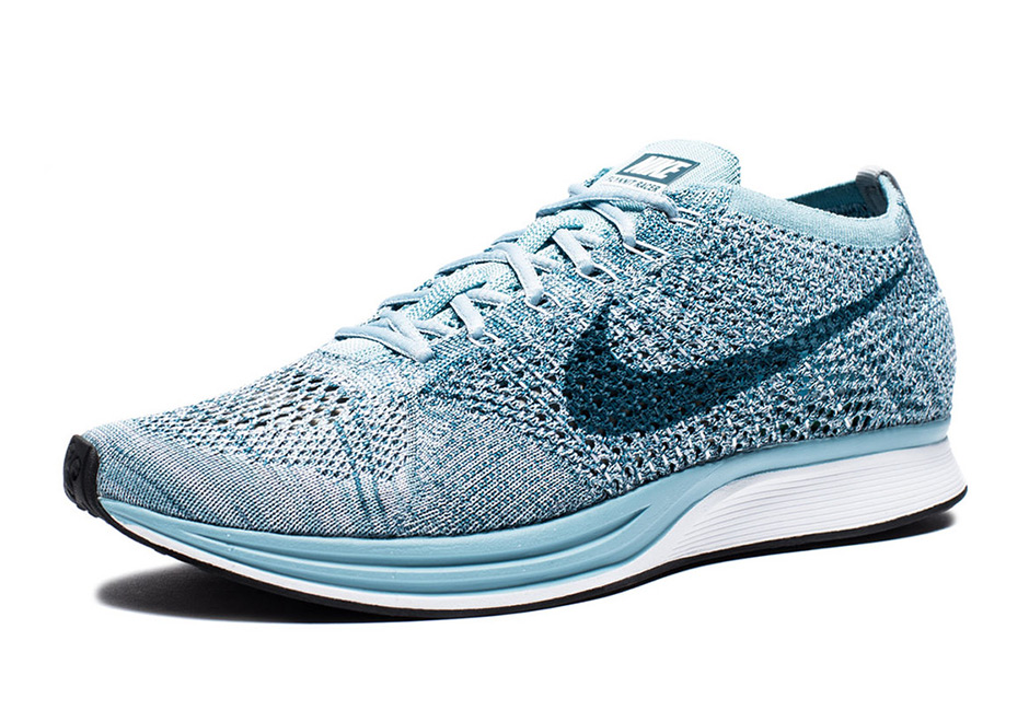 Nike Flyknit Racer Legion Blue 526628 102 1