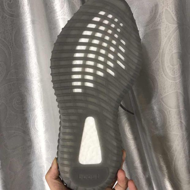 Adidas Yeezy Boost 350 V2 Beluga 2 0 Sample 04