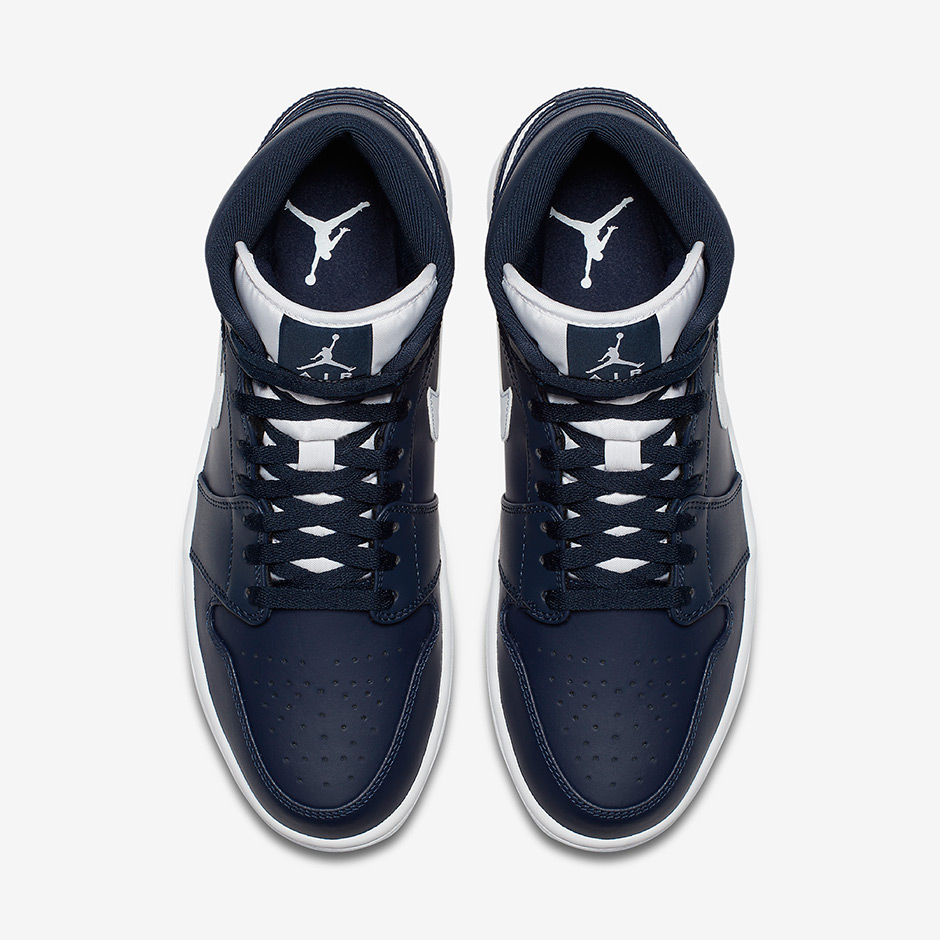 Air Jordan 1 Mid Jeter Obsidian White 3