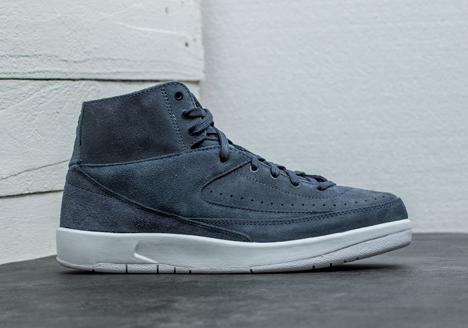 Air Jordan 2 Decon "Thunder Blue" Releases In July