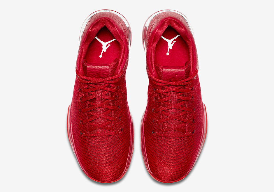 Air Jordan 31 Low University Red 897564 601 05