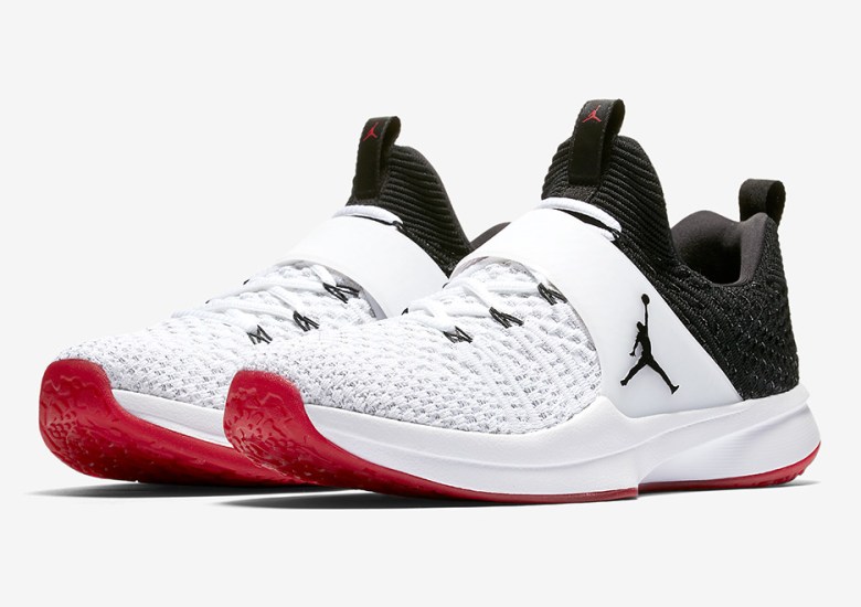 The Jordan Trainer 2 Flyknit Is Releasing In Classic Bulls Colors