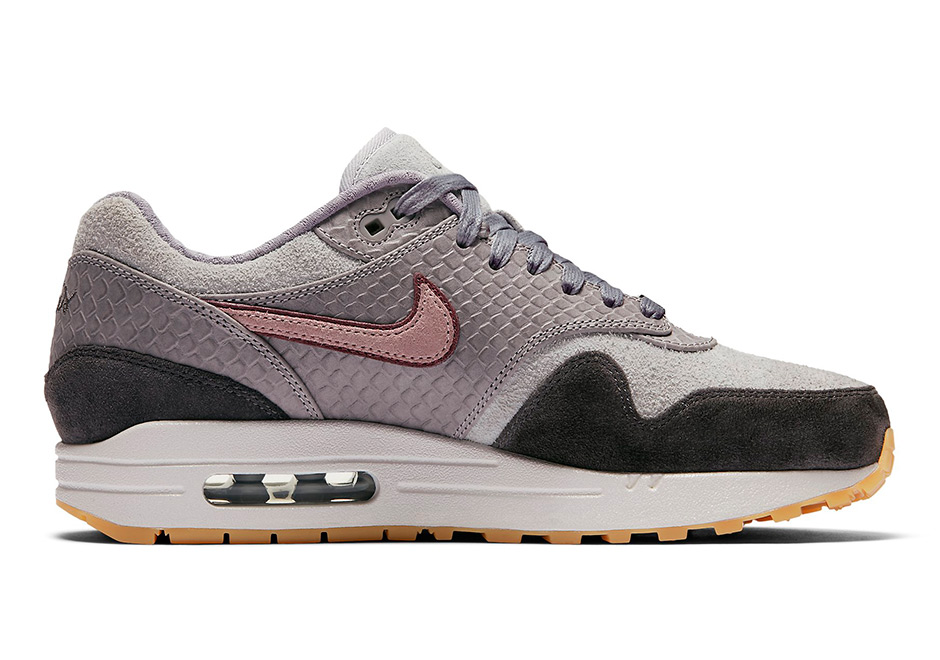 Nike Air Max 1 Paris Bespoke Release 5