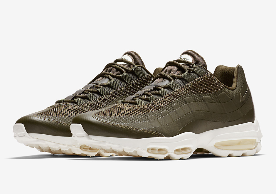 Nike Air Max 95 Ultra Essential "Cargo Khaki"