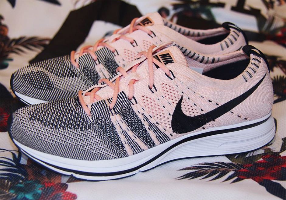 Nike Flyknit Trainer Sunset Tint Detailed Look 01