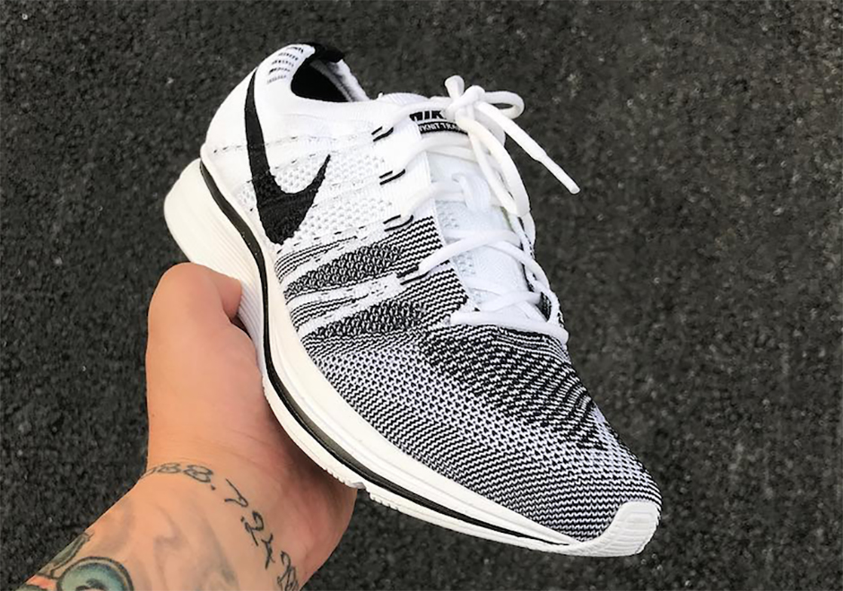 Nike Flyknit Trainer White Black Og Retro 1