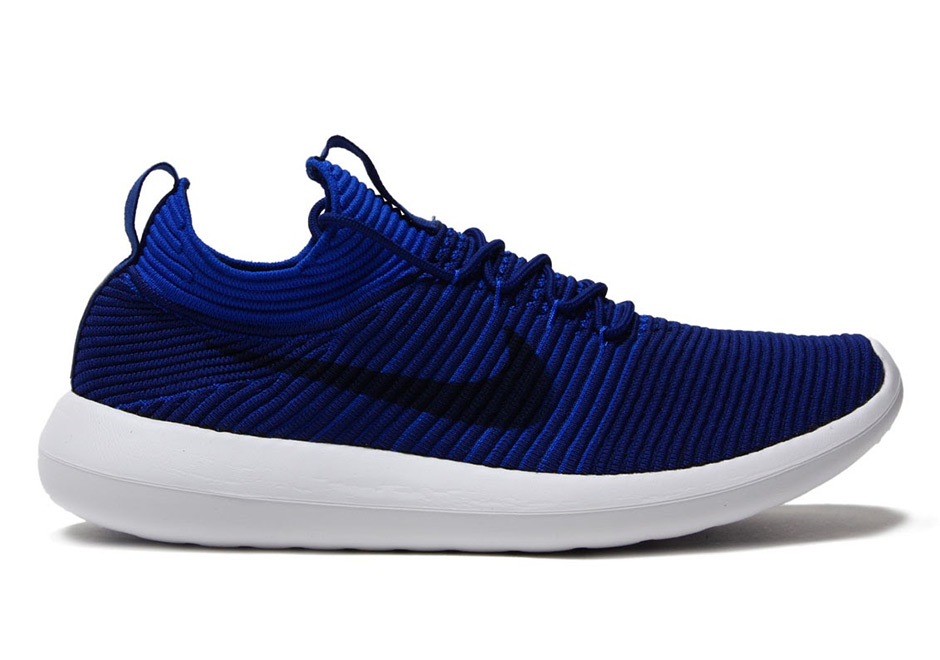 Nike Roshe Two Flyknit V2 Deep Royal Obsidian 918263 400 1