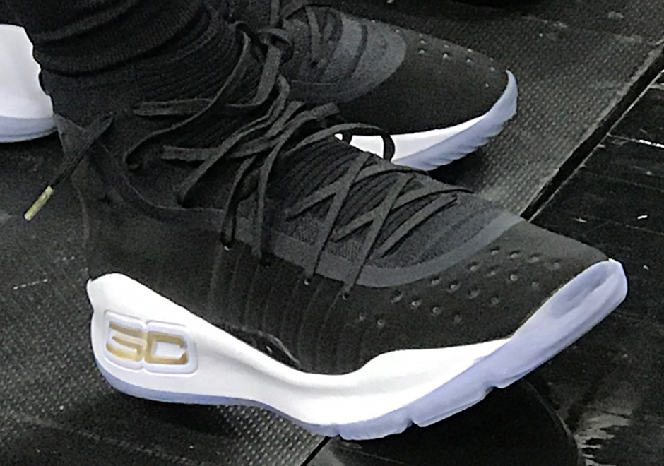 Ua Curry 4 Black