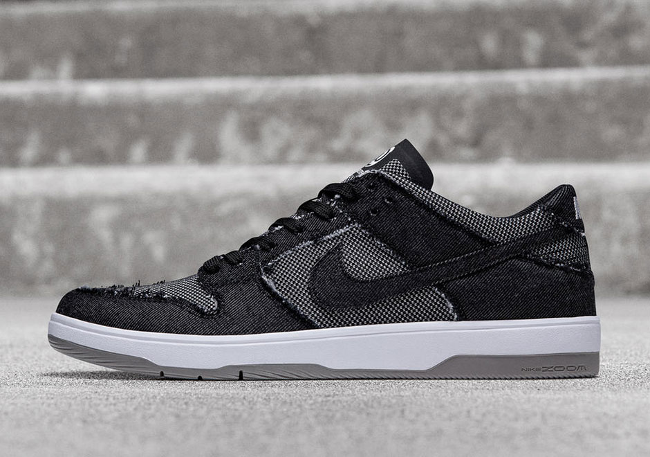 Medicom Bearbrick Nike Sb Dunk Low Elite 1