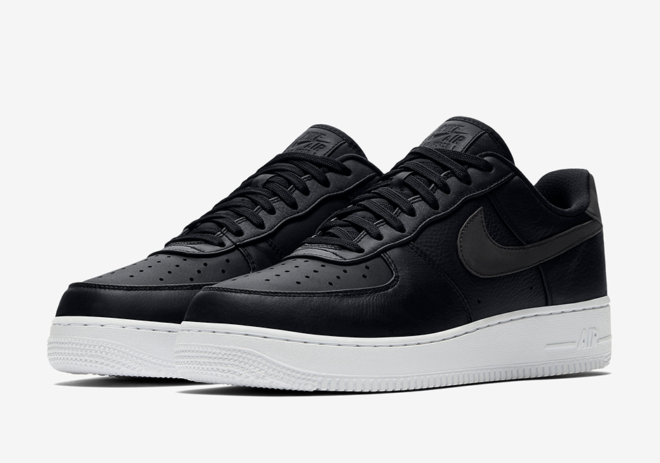 Nike Air Force 1 Low Premium Reflective Swoosh Black 905345 001 01