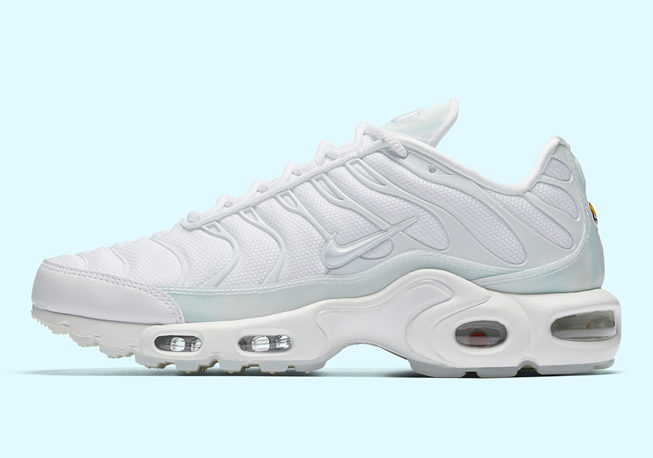 Nike Air Max Plus Ice Blue 862201 101 4