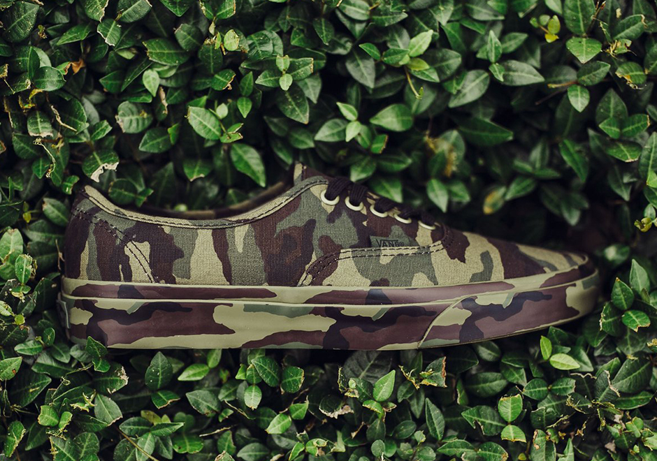 Vans Authentic Camo Canvas 01