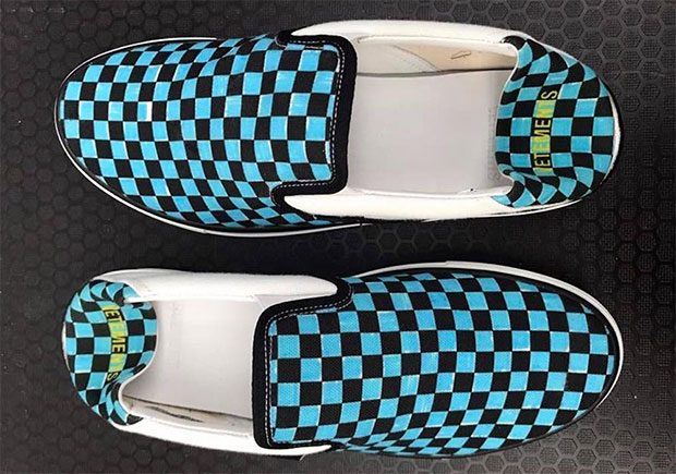 Vetements Vans Slip On Collaboration 01