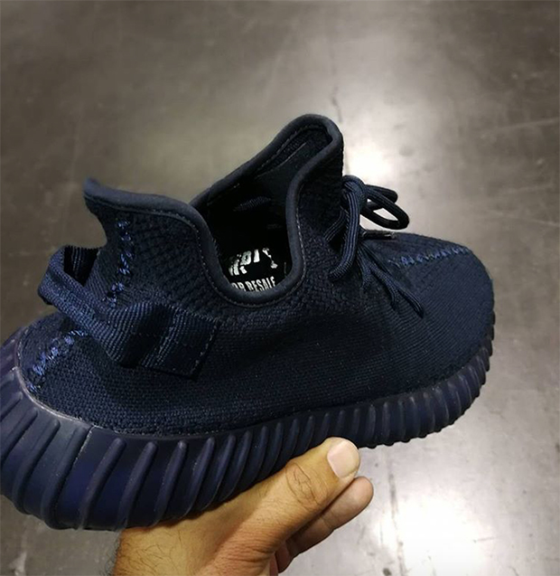 Yeezy Boost 350 V2 Midnight Blue 2