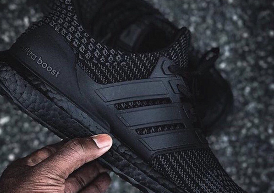 adidas Ultra Boost 4.0 “Triple Black”