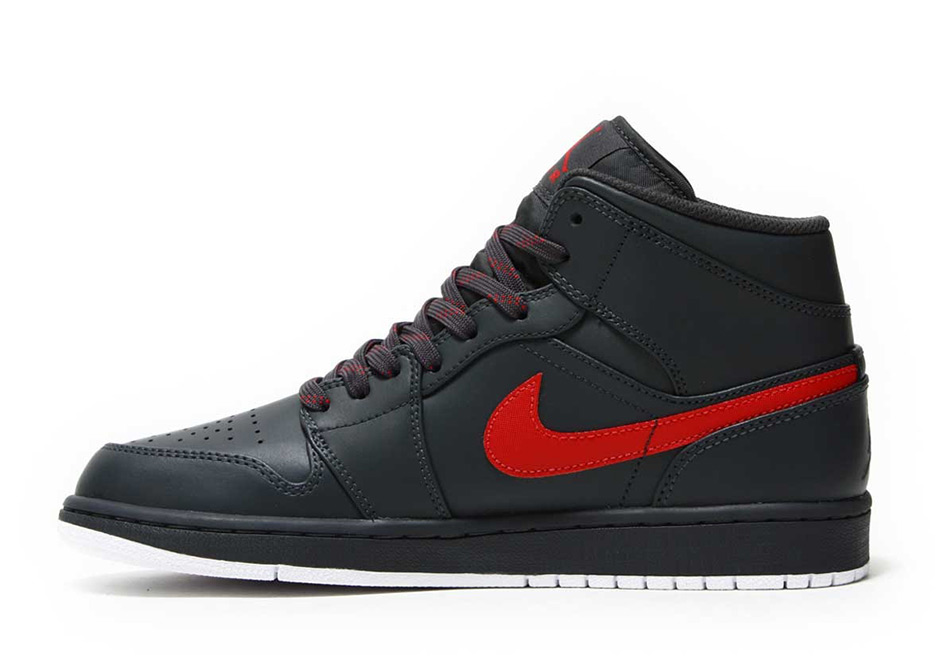 Air Jordan 1 Mid Anthracite Gym Red White 554724 045 03