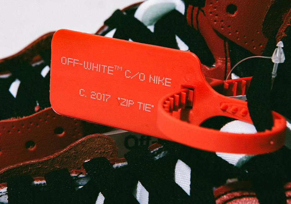 Air Jordan 1 Off White Detailed Photos Shoe Box Laces 9